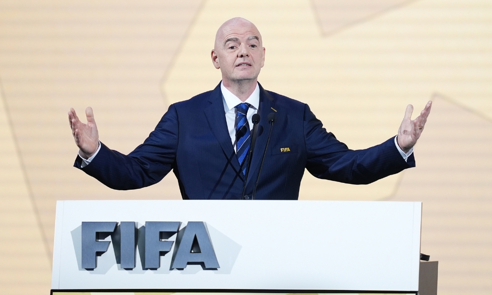 辽宁VS山东万众瞩目！两大核心或携手复出，杨鸣全力保住前四.